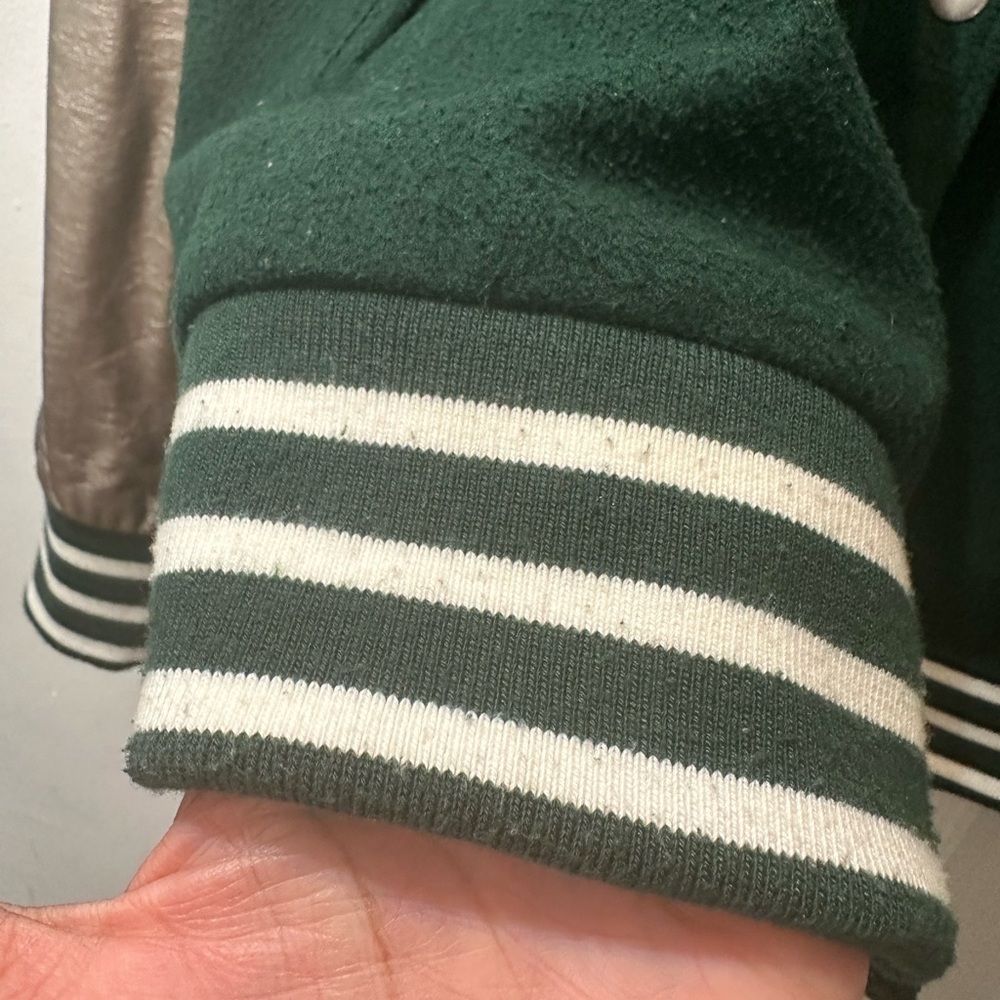 ASOS Varsity - Picture 7 of 8